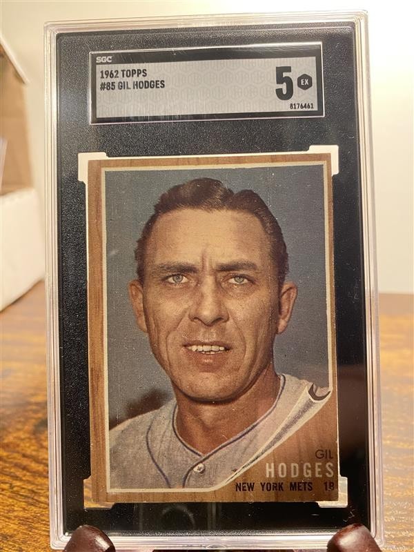 1962 Topps - Gil Hodges #85 SGC 5