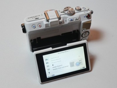 Olympus PEN Lite E-PL5 Mirrorless Camera – 16MP Micro Four Thirds
