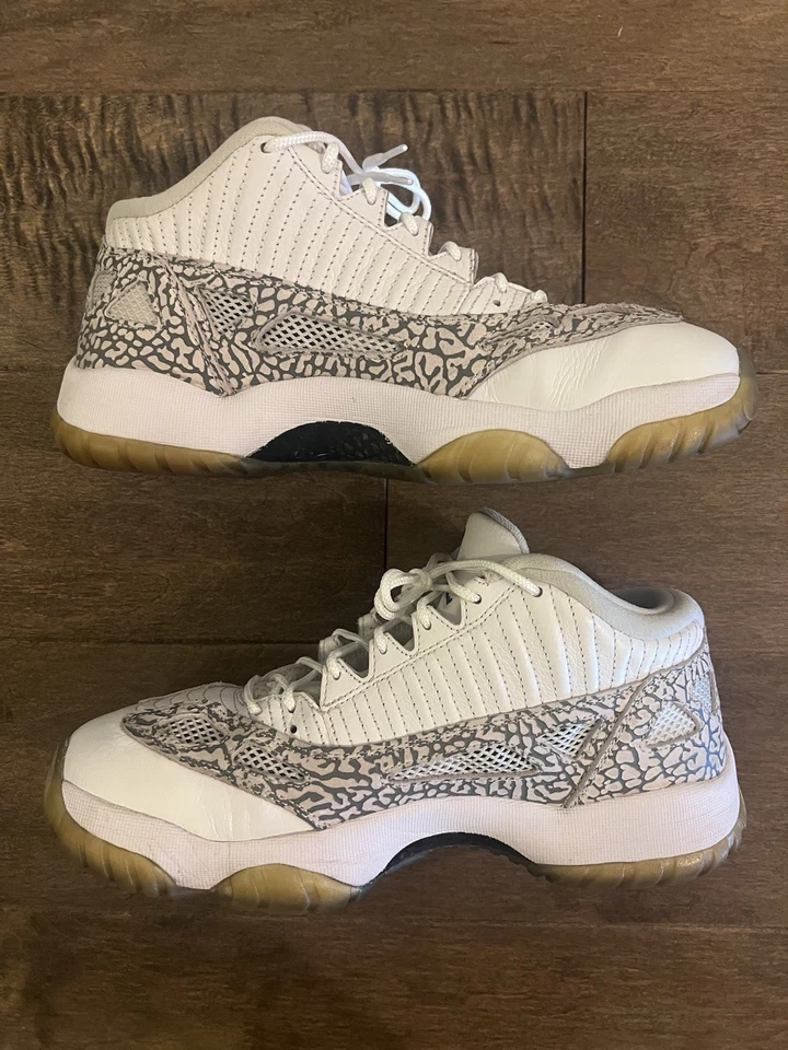 Jordan 11 2015 retro Low IE Cobalt talla 8,5 (leer descripción) Foto 2 de 4