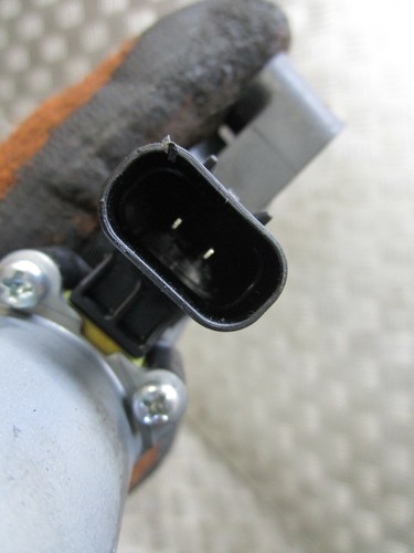 2014 HYUNDAI i30 ESTATE DRIVER SIDE REAR WINDOW MOTOR 83460-A5000 OEM - Picture 6 of 6