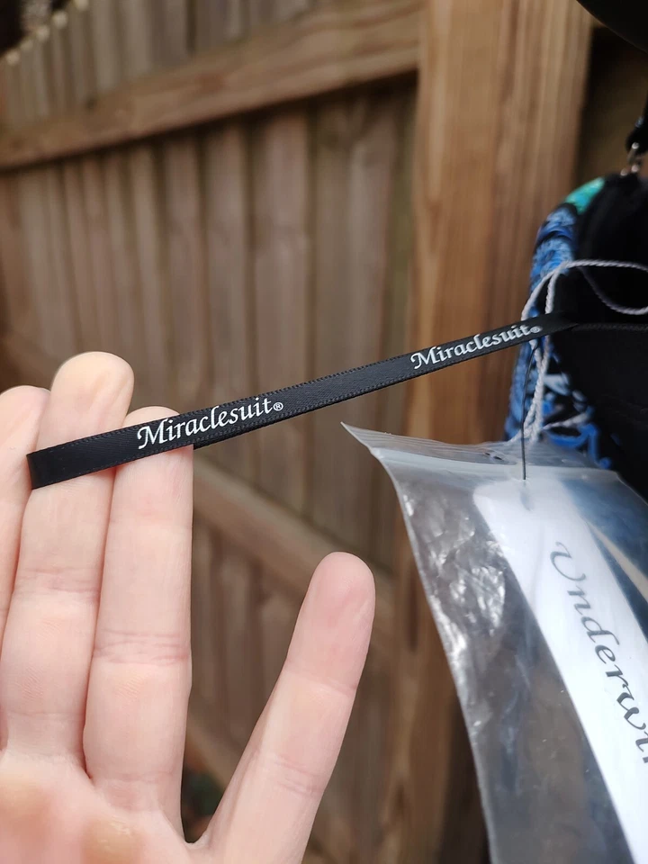 Traje de baño Talbots Miraclesuit Paisley con aros adelgazante de una pieza talla 10 nuevo con etiquetas Foto 4 de 4