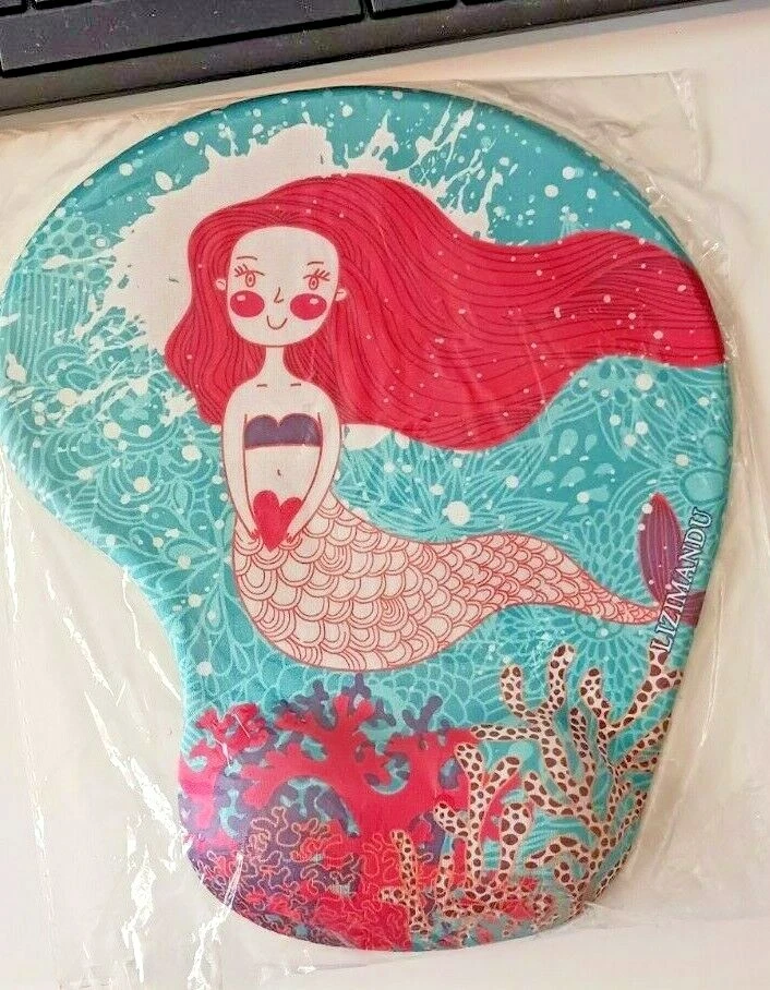 Mermaid pattern computer mouse pad with wrist support rest. Lizimandu + - Image 2 of 4