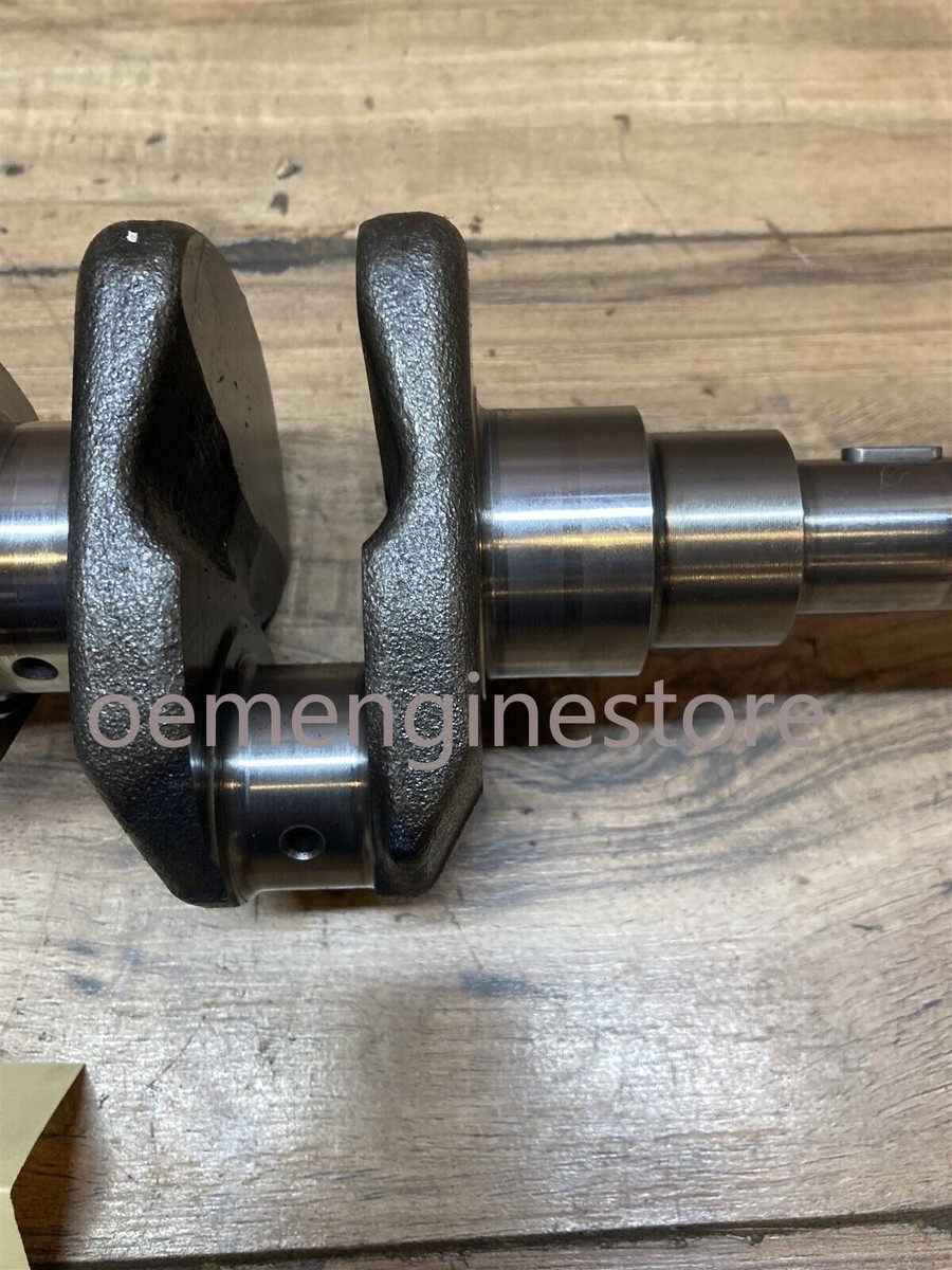 16863-23013 Crankshaft Fit for Kubota Garden Tractor G1700 G1700-S