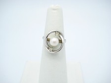 Sterling Silver 16mm Solitaire Pearl CZ Oval Ring Size 5.75