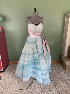 1950's Vintage Blue Tulle Prom Dress with Purple Sash Cupcake Bridesmaids Party | eBay 1950's Vintage Blue Tulle Prom Dress with Purple Sash Cupcake Bridesmaids Party | eBay