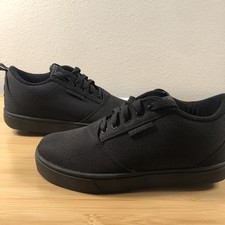 Heelys Pro 20 HES10430H Youth size 6 All Black Canvas shoes