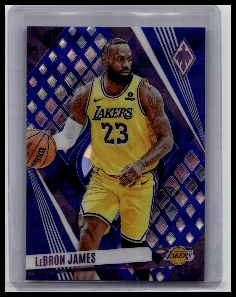 2023-24 Panini Phoenix #211 LeBron James Phoenix Blue Ice