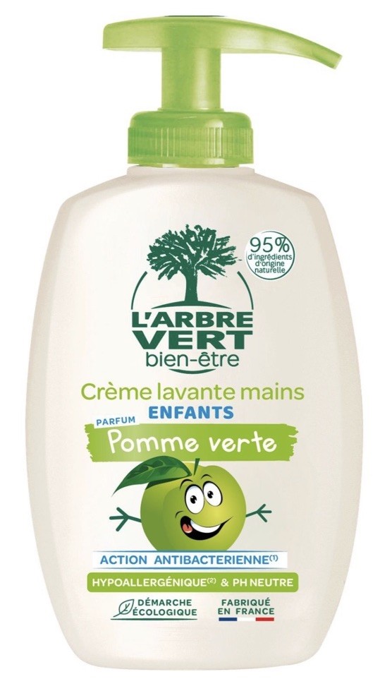 Crème lavante mains L'Arbre Vert enfant pour laver les peaux sensibles sans dessécher