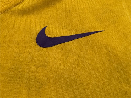 THE NIKE TEE Uomo Taglia Large LSU TIGERS Dri Fit Athletic Crew Maglia Gialla Macchie - Foto 2 di 12