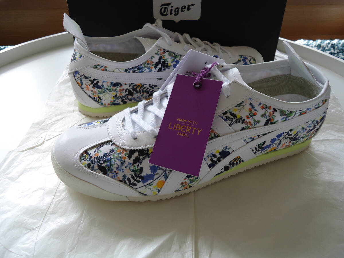ホワイトタイガー　ヌイグルミ ファミリア Onitsuka Tiger Mexico 66 