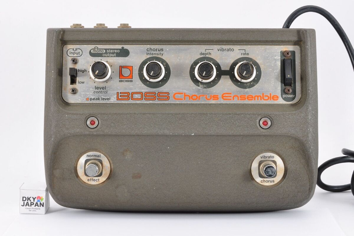 Boss CE-1 Chorus Ensemble Effects Guitar Vintage Pedal Boss CE-1 Chorus Ensemble Effects Guitar Vintage Pedal