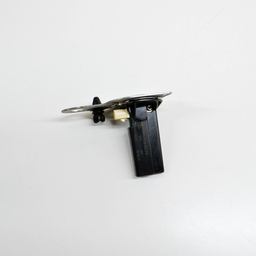 MERCEDES-BENZ E Cabrio A207 Antenna Amplifier A2048205575 2.1 Diesel 125kw 2014 - Picture 3 of 8