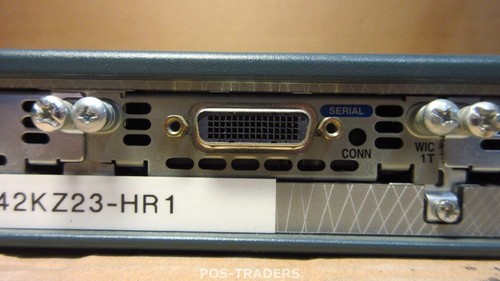 Cisco 2801 CISCO2801 v03 Integrated Services Router INCL 1X WIC 1T SERIAL MODULE - Afbeelding 2 van 3