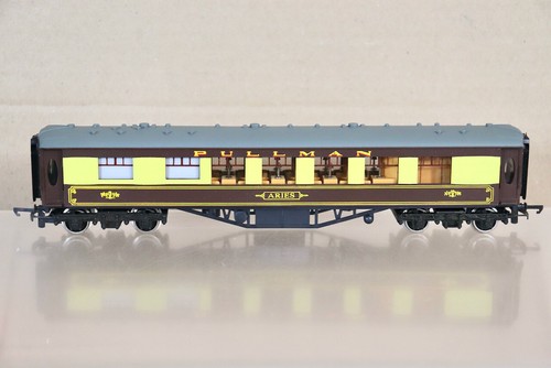 WRENN W6002 BR PULLMAN CAR 1st CLASS PARLOUR car COACH car ARIES BROWN TABLES of - Picture 2 of 8