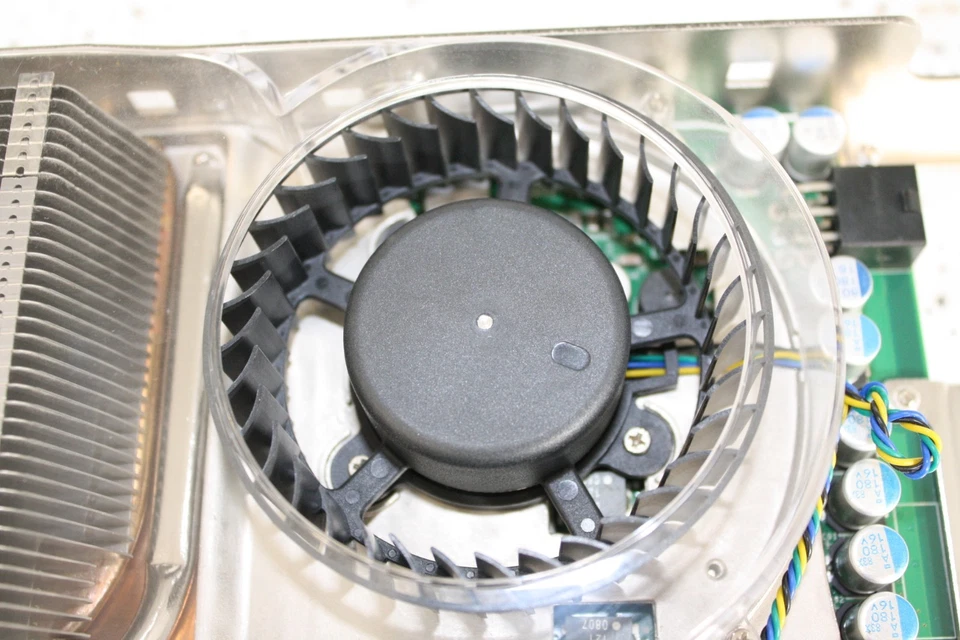 Dell NVIDIA Quadro 4600 DP/N 0JP111 Graphics Card PCI Express x16 Dual DVI - Image 3 of 4