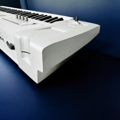 Korg Triton Le 61-Key Keyboard Synthesizer Tested/working | eBay