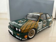 BMW M3 E30 German Touring 1990 Minichamps 18