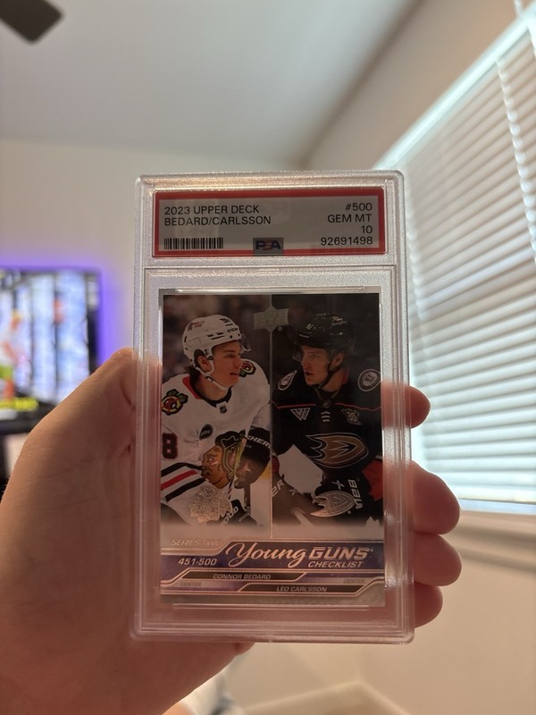 2023 Upper Deck Young Guns Connor Bedard Leo Carlsson Psa 10