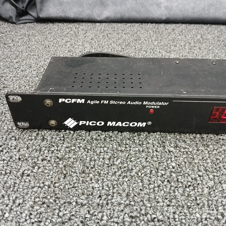 Pico Macom PCFM Agile FM Stereo Audio Modulator 88-108 MHz - Image 2 of 4
