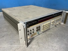 HP SYNTHESIZER/FUNCTION GENERATOR 3325A