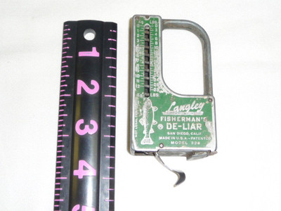 Vintage Langley Fisherman's DE-LIAR 25.5 Tape Measure & Weight Scale, Model 228