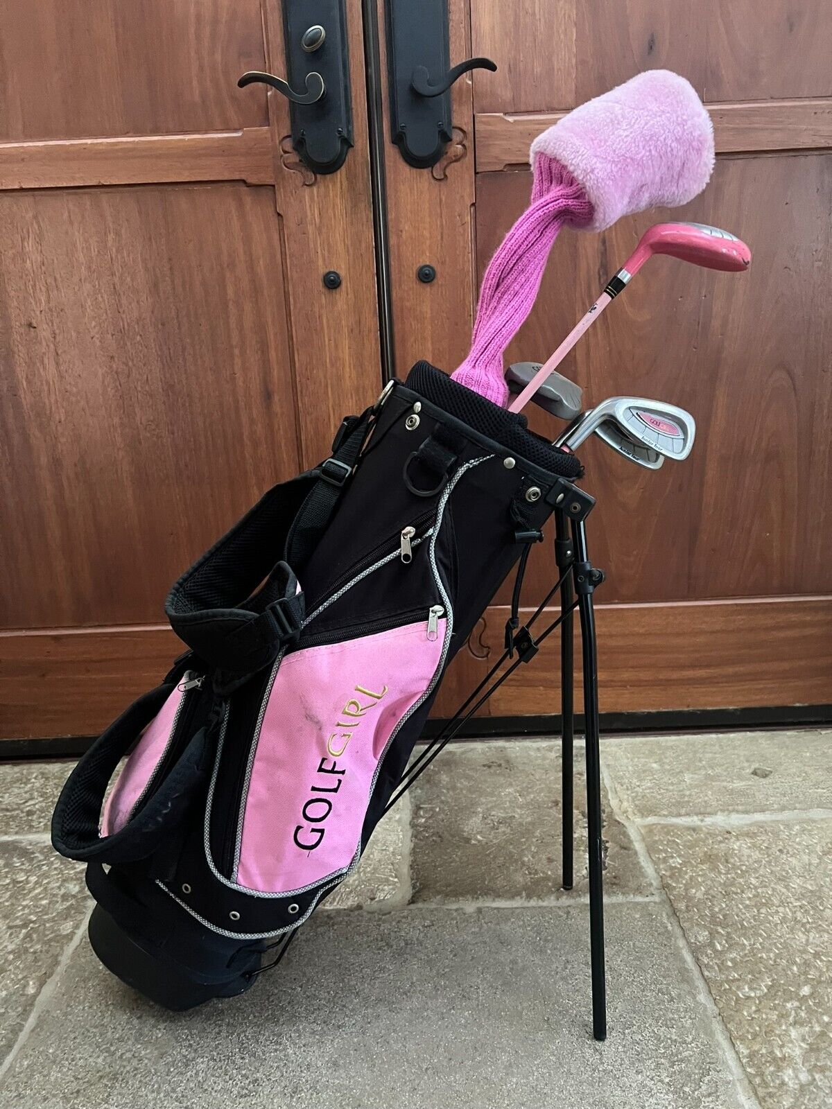 Golf Girl Junior Tour Left-Handed Pink 5 Club Set Double Strap Bag w/Stand 