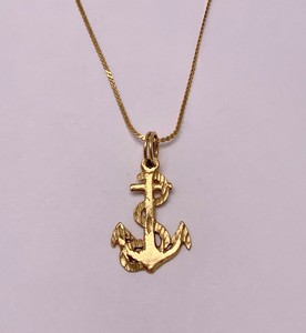 14k Yellow Gold Diamond Etched Anchor Necklace Pendant Necklaces Jewelry Valresa Com