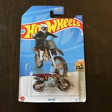 Hot Wheels Baja Blazers Fiamme Rosse e Gialle HW450F Dirt Bike/Motociclo 52/250