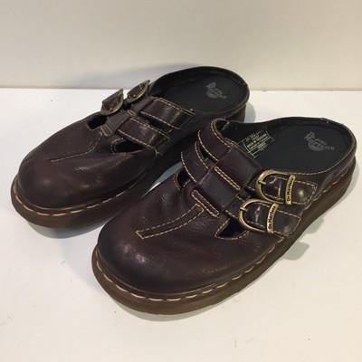 dr martens clogs