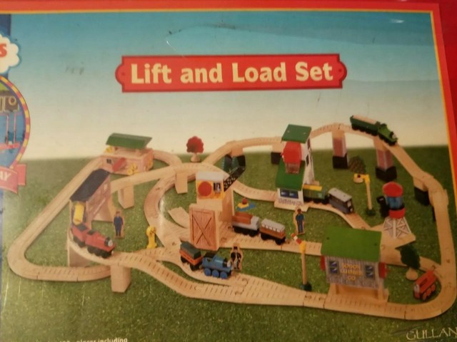 brio lift and load railway set 33165