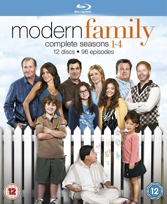 Claire Dunphy Modern Family Season Online Modern Family Series 1-4