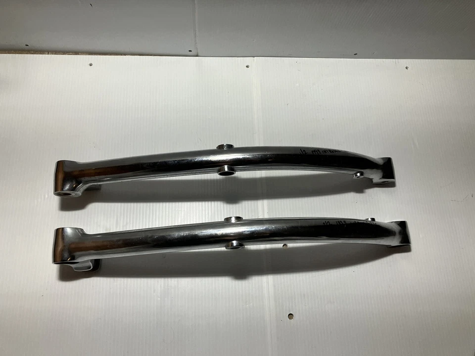 1999 Suzuki Intruder 1400 Rear Fender Mount Brackets  (OEM) - Image 4 of 4
