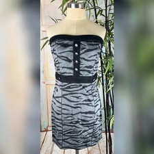 Women’s Size 12 H&M Divided Tiger Striped Empire Waist Strapless Dress