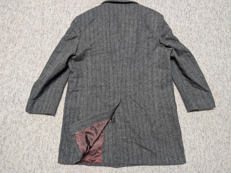 vintage OVERCOAT trench TWEED herringbone 44 gray WOOL donegal irish STAFFORD - Image 2 of 4