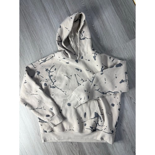 Fashion nova “paint life” sweatshirt