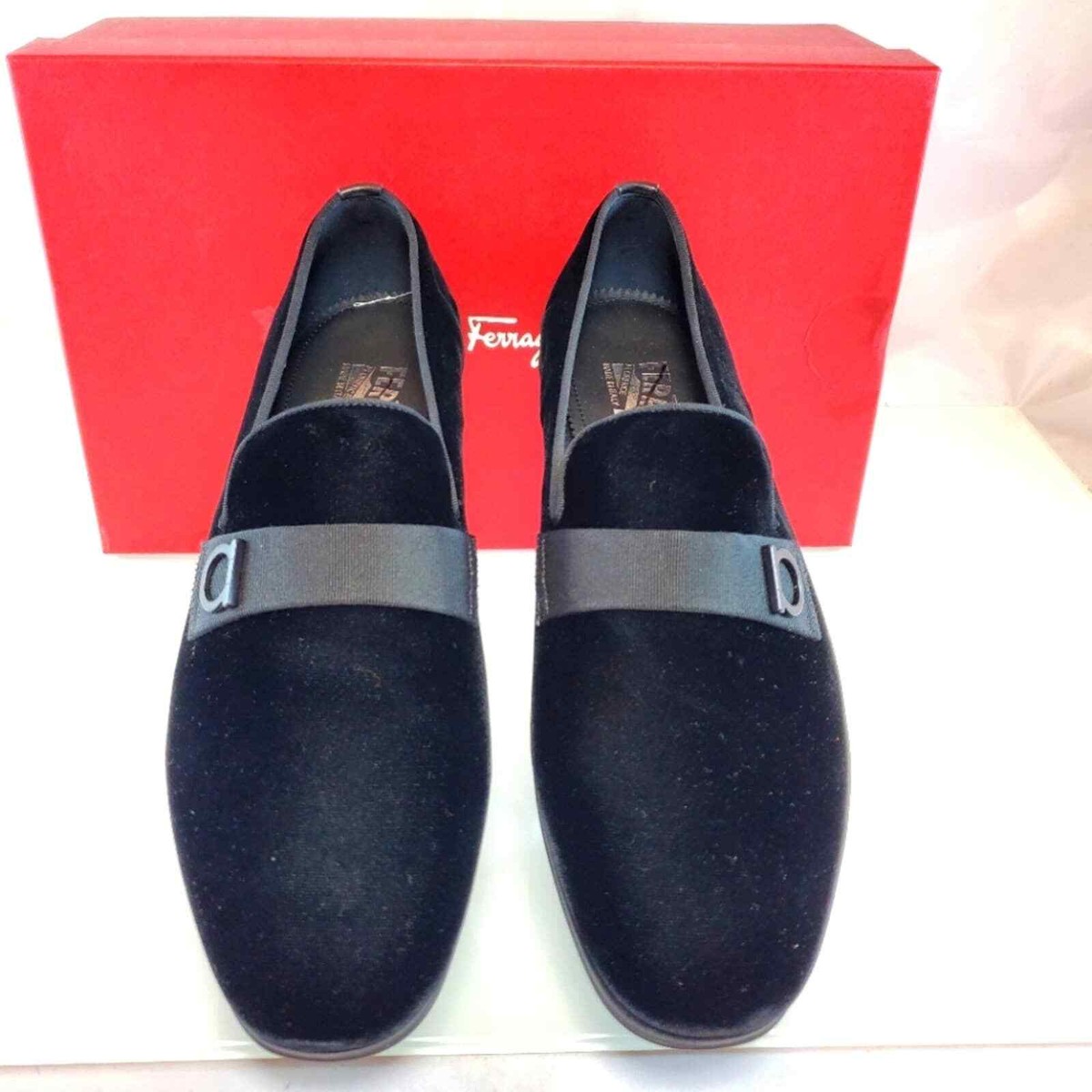NWT$950 Ferragamo Men