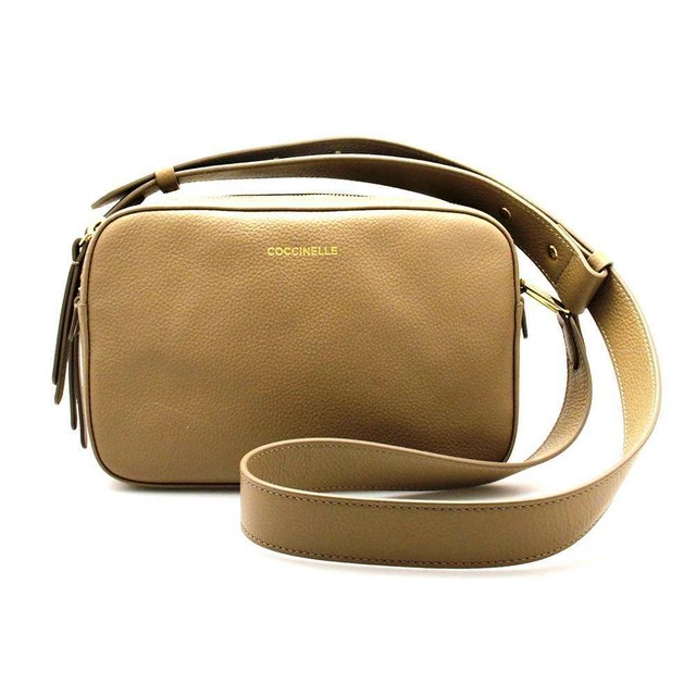 coccinelle bags online outlet