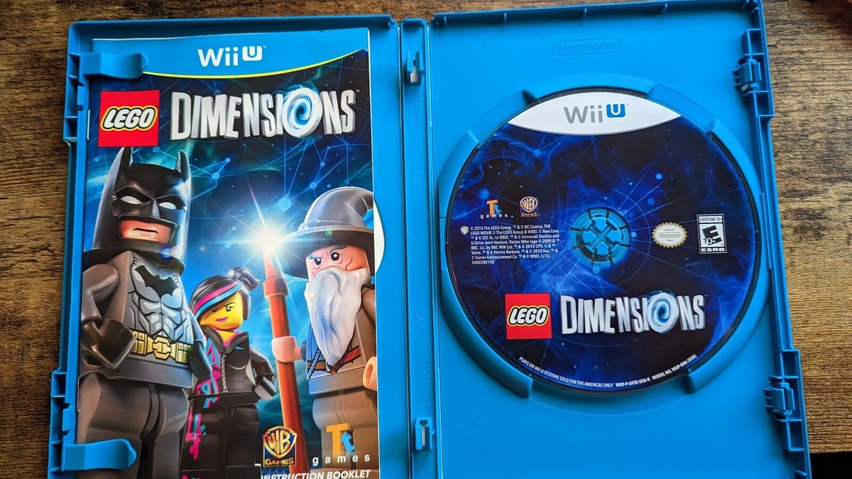 LEGO Dimensions Video Game (Nintendo Wii U, 2015) Complete With Manual
