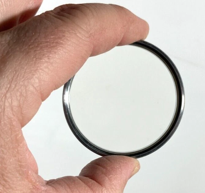 Vintage Ricoh 52mm UV Lens Filter Screw-In w/ Box & Plastic Case 52 mm Japan - Image 3 of 4