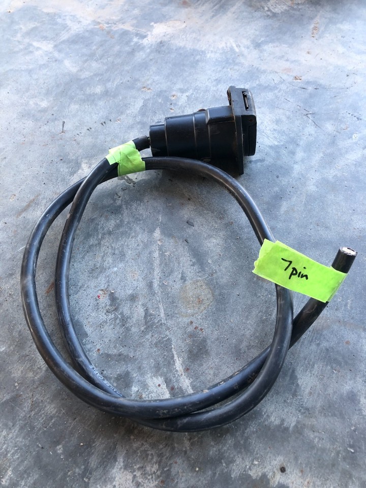 19992016 FORD F250 F350 TRAILER HITCH PLUG CONNECTOR 7 PIN eBay