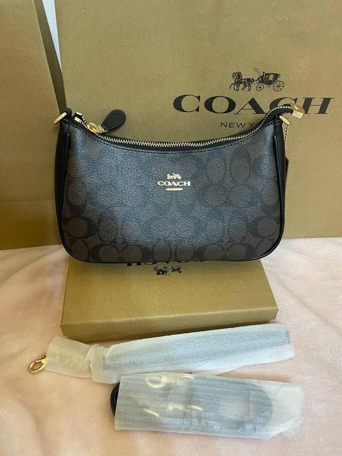 Coach Money Shoulder Bags for Women