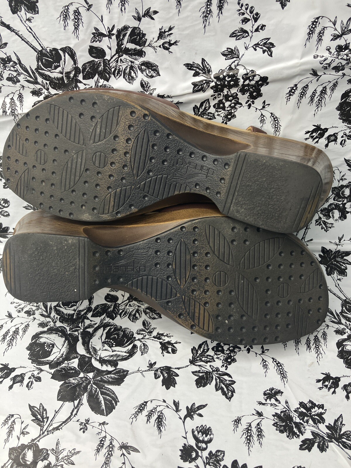 dansko sandals 38