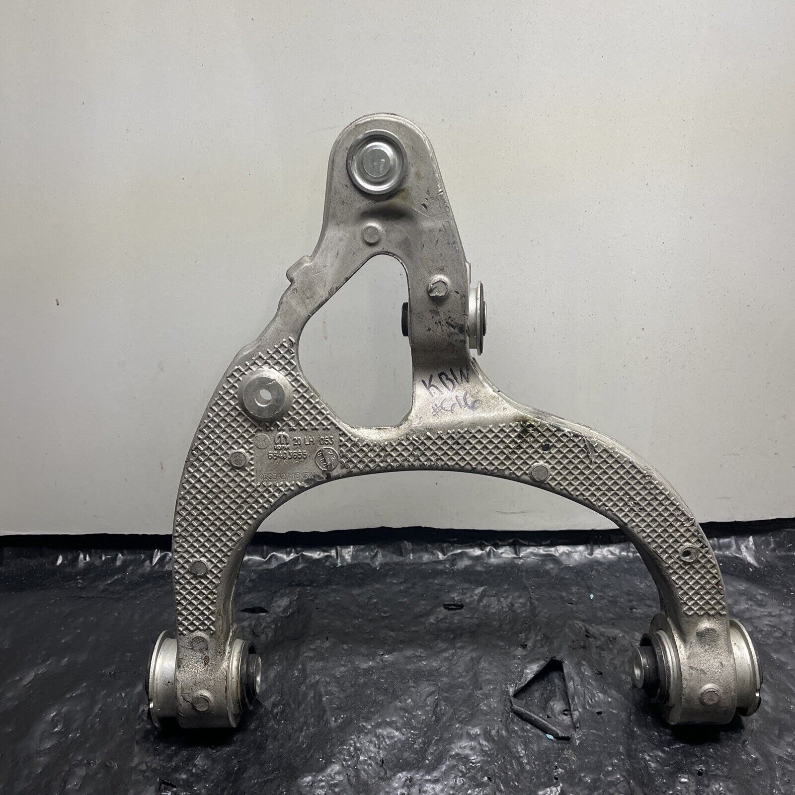 2022 - 2023 JEEP WAGONEER OEM FRONT LEFT SUSPENSION LOWER CONTROL ARM