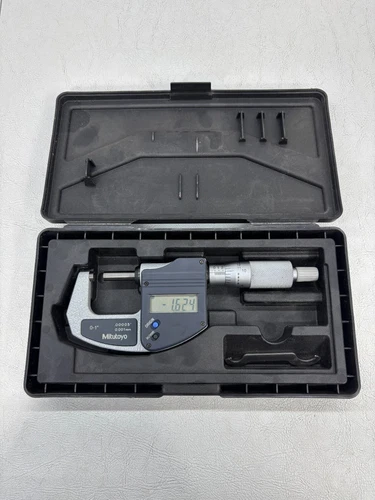 Mitutoyo 293-831-30 Digital Micrometer 0-1" (25.4mm)