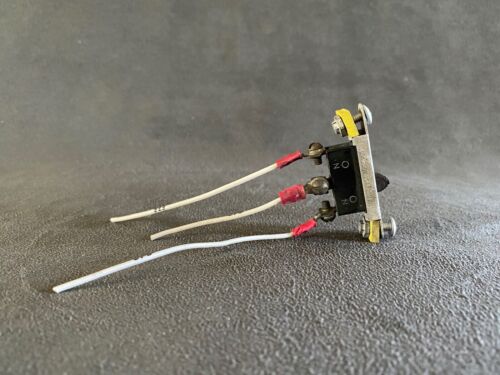 Interruptor azteca Piper PA23-250 P/N 8482K1, 487-814 - Imagen 7 de 8