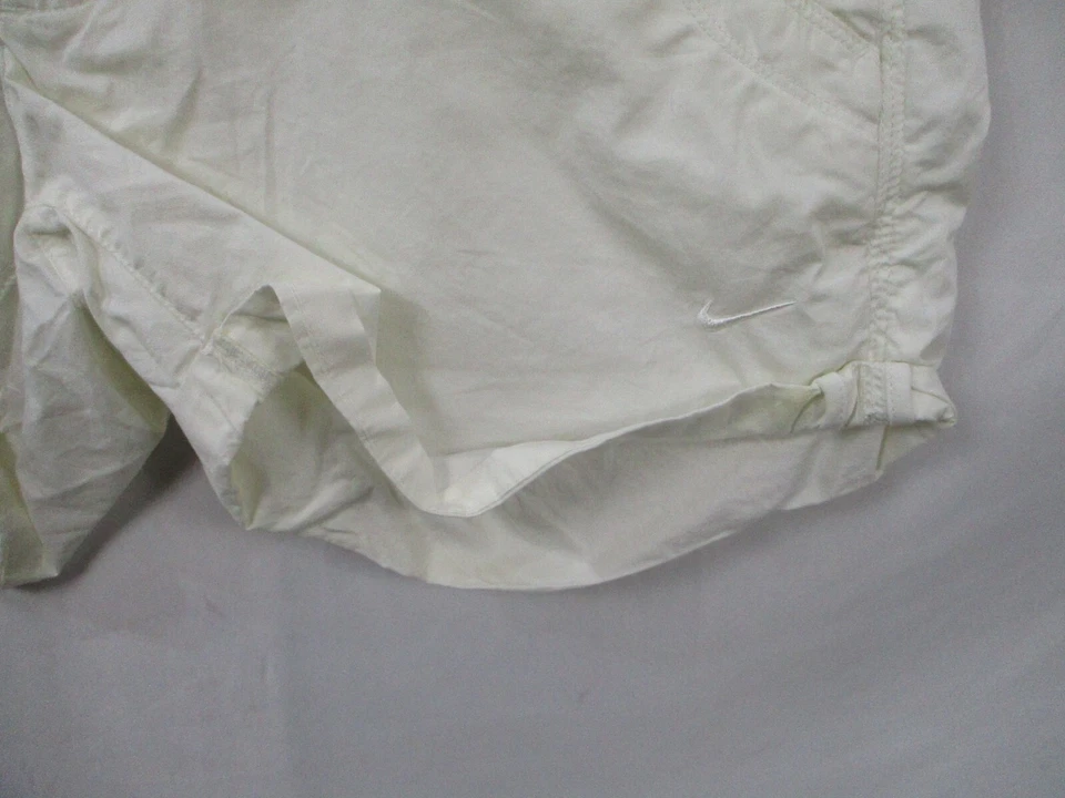 Pantalones Cortos De Colección Nike Para Mujer Medianos 10 Marfil Atlético Departamento Algodón Bolsillos Botón Foto 3 de 4