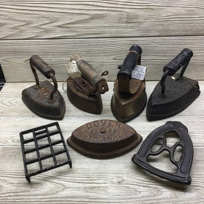 Antique Flat Cast Sad Iron Lot Dover No 62 Door Stop Press Plus Two Trivets Kay