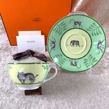 Taza y platillo grande de sopa de la mañana Hermes África vajilla de porcelana verde con estuche