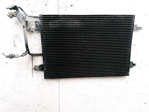 8D0260401E Kondensator Klimaanlage  Volkswagen Passat DE1182548-73