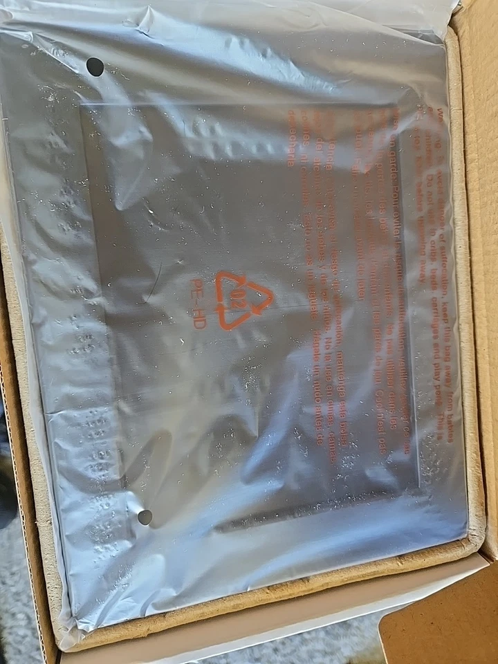 ALURATEK 8” Digital Photo Frame * Brand New  - Image 3 of 4